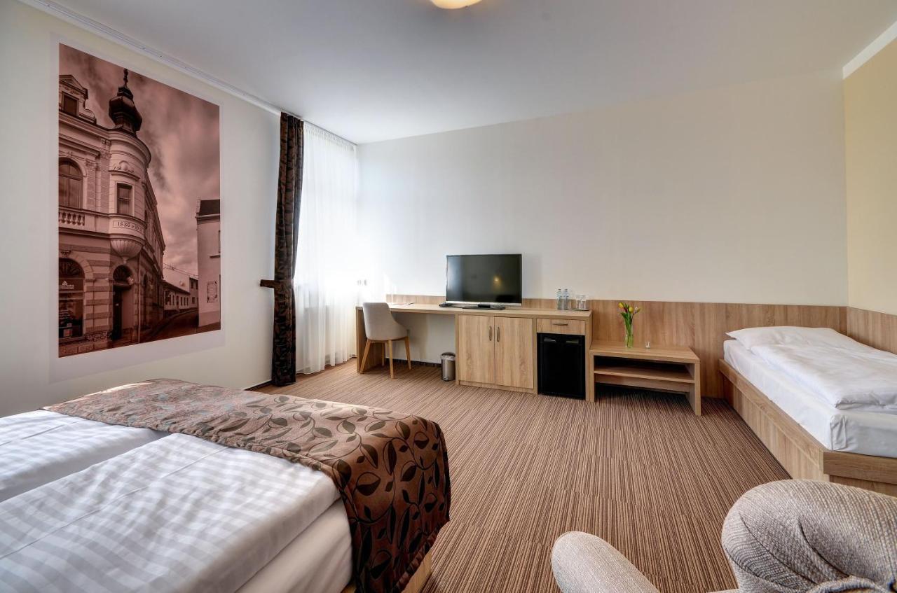 Bilovec Hotel Gtc 3* Superior מראה חיצוני תמונה