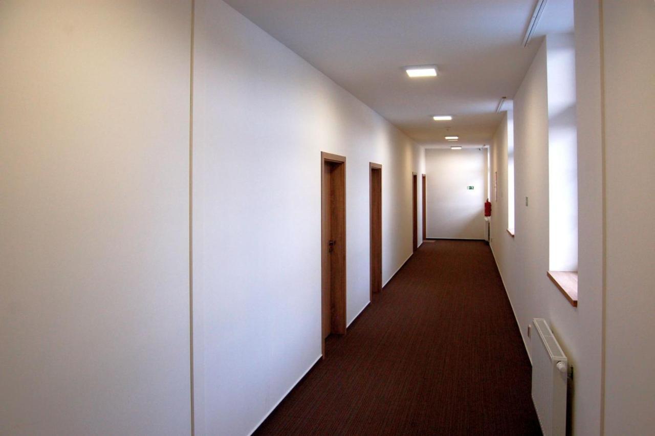 Bilovec Hotel Gtc 3* Superior מראה חיצוני תמונה