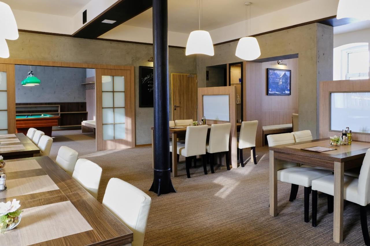 Bilovec Hotel Gtc 3* Superior מראה חיצוני תמונה